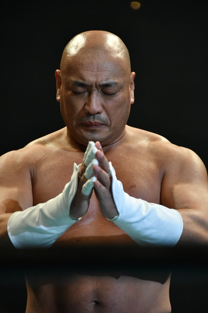 新崎人生の現在はラーメン？結婚した嫁や娘は？試合の画像や動画も！