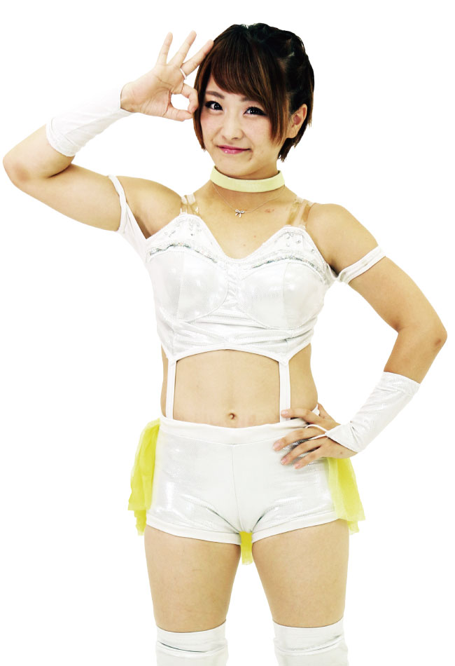 万喜なつみの退団理由や現在は？結婚や彼氏は？試合動画や入場曲！